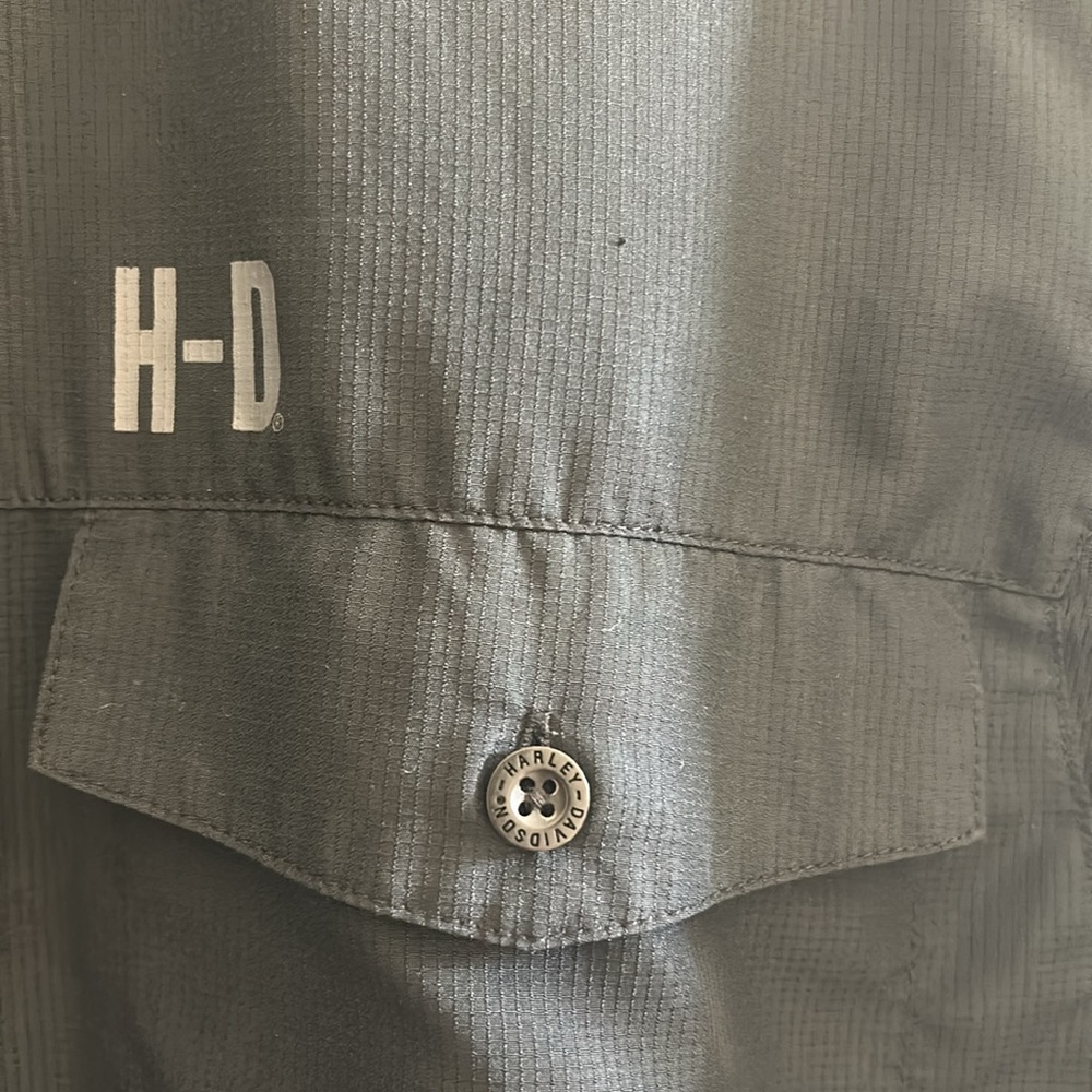 Men’s Harley Davidson Performance Short Sleeve Shirt - Picture 5 of 12
